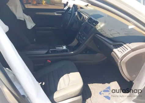 2019 Ford Fusion Hybrid Se z USA, uszkodzony, nr VIN 3FA6P0LU3KR156711